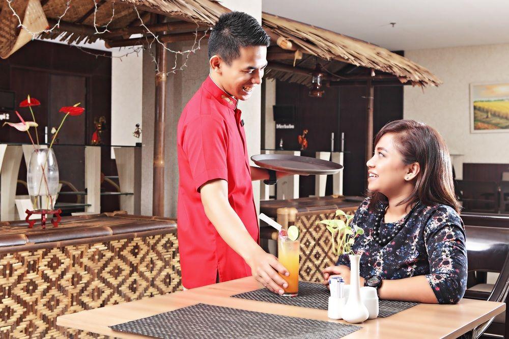 Luxury Malioboro Hotel Yogyakarta Exteriör bild