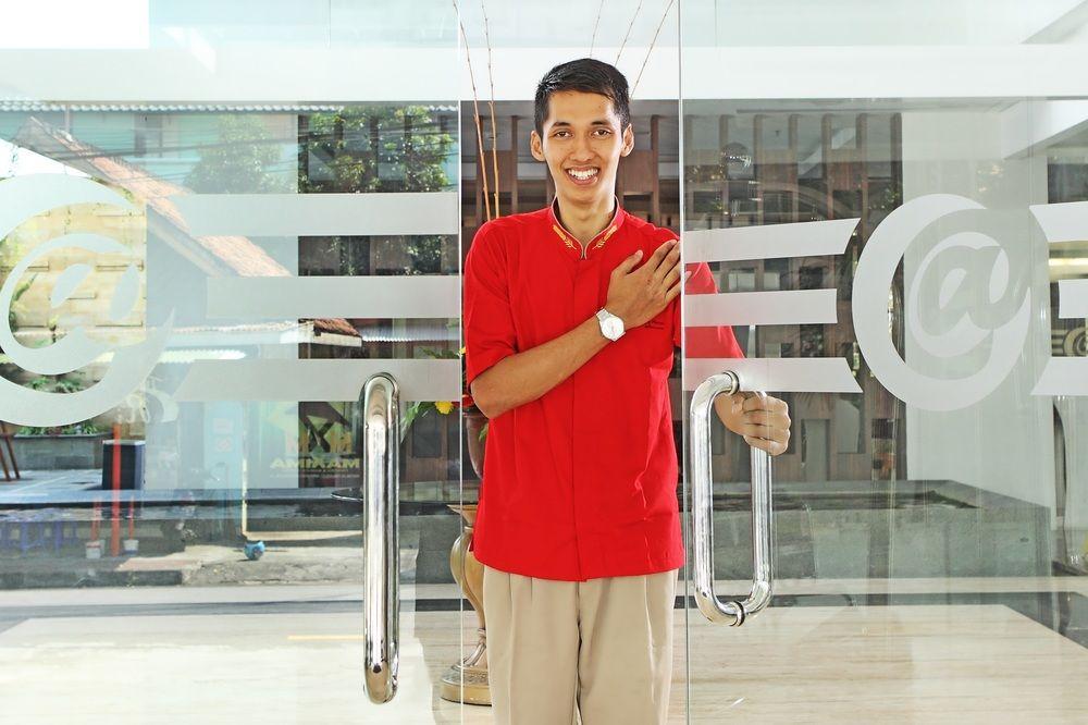Luxury Malioboro Hotel Yogyakarta Exteriör bild