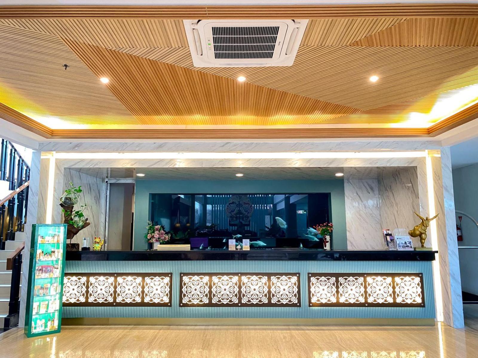 Luxury Malioboro Hotel Yogyakarta Exteriör bild