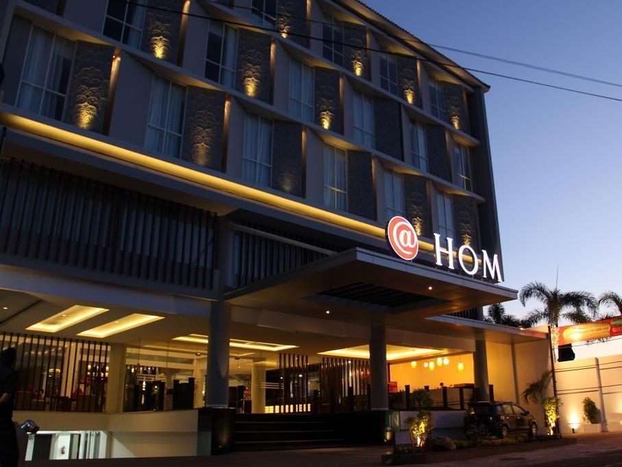 Luxury Malioboro Hotel Yogyakarta Exteriör bild