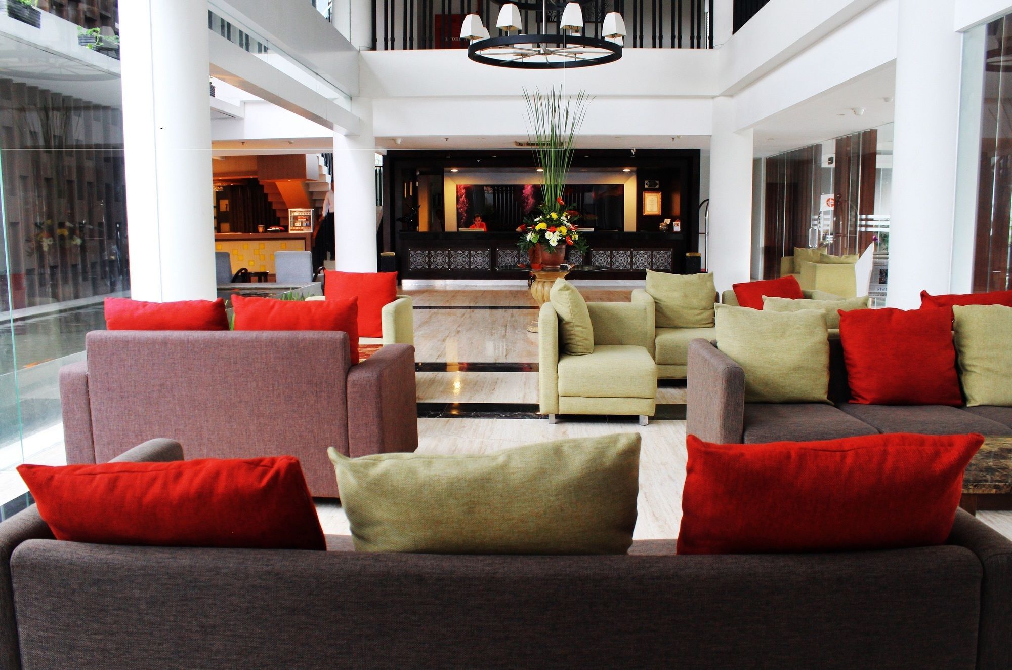 Luxury Malioboro Hotel Yogyakarta Exteriör bild